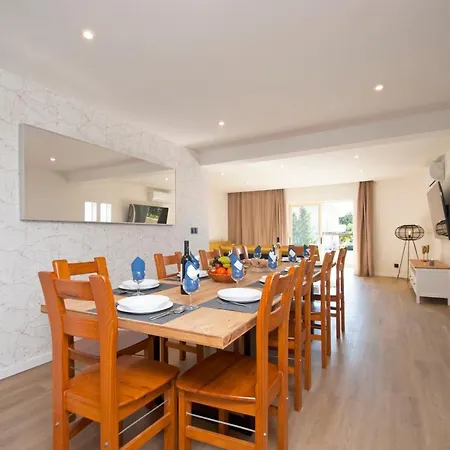 Hollywood - Sitio Calmo Com Piscina Aquecivel E Bbq - Albufeira